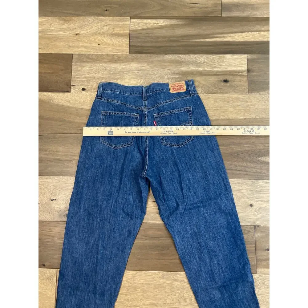 Levi’s 80s Mom Jeans Size 31 High Rise Medium Wash Vintage Straight Tapered Leg